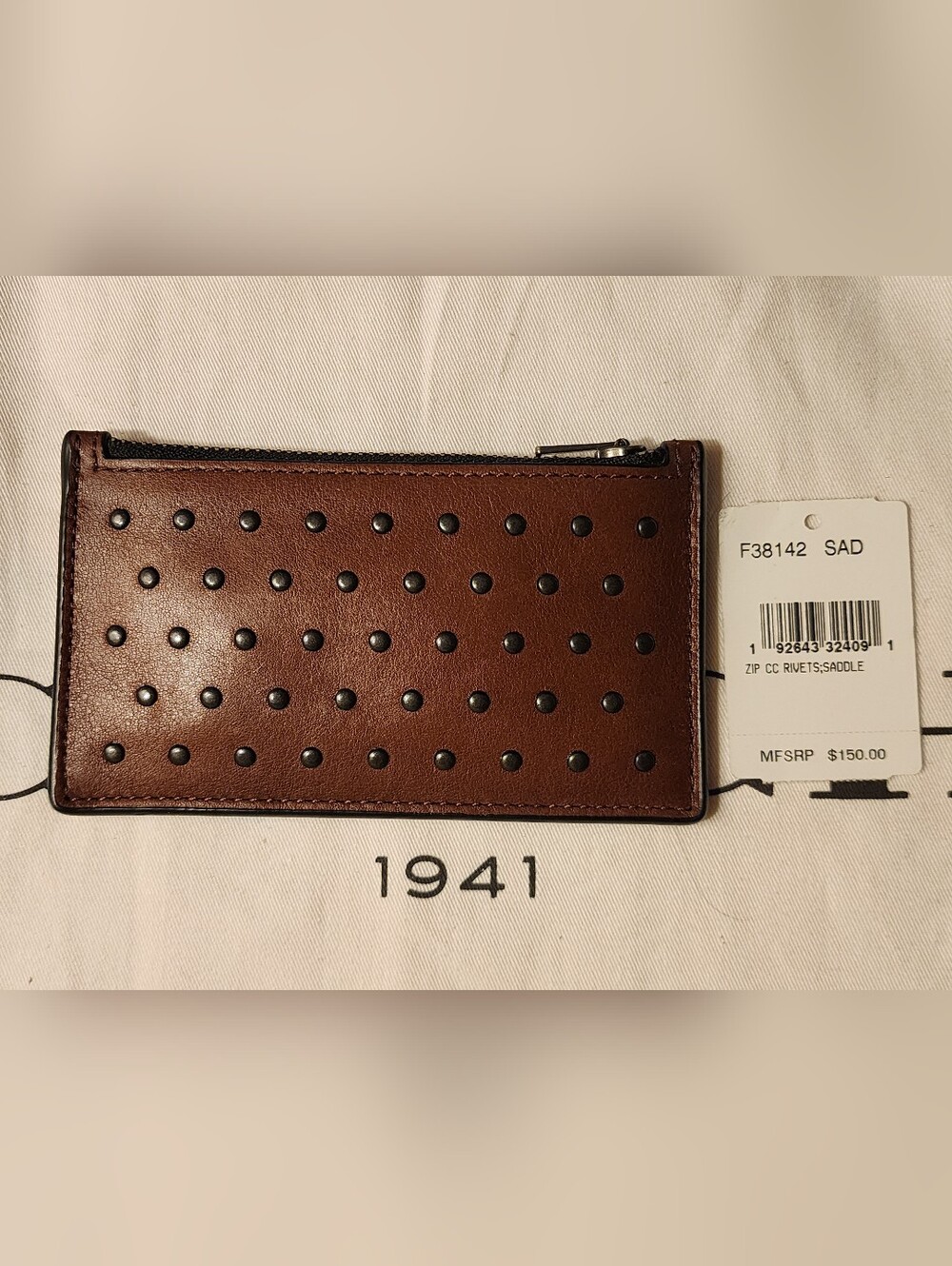 GUC COACH Rare Zip Card Case with Rivets in Saddle, Style No. 38142